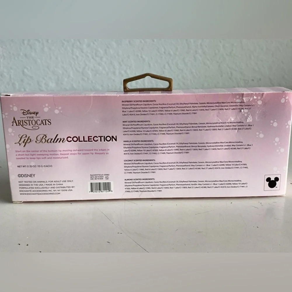 Disney The Aristocats Lip Balm Collection -5 scented flavors  Brand new set!